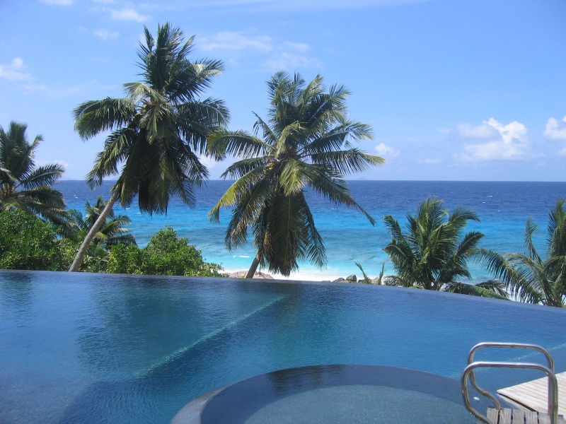 File:Anse Bambous Fregate 004.jpg