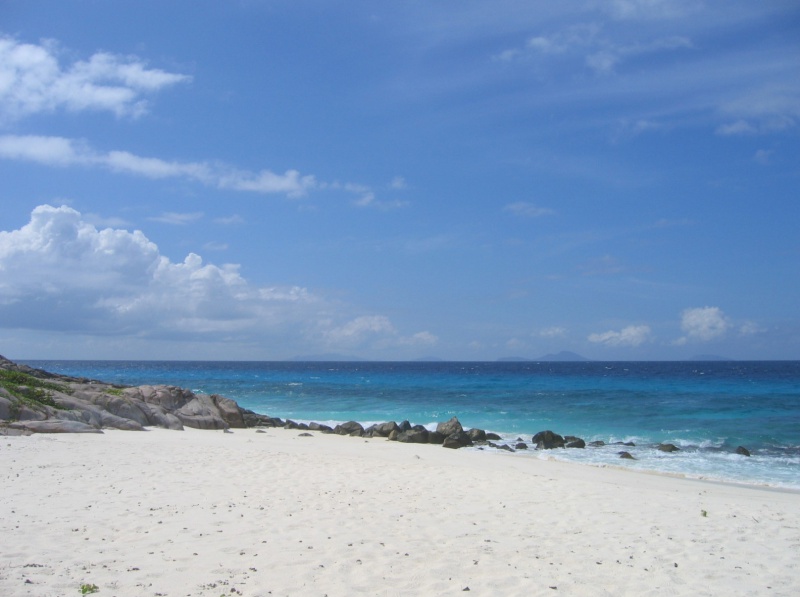 File:Anse Bambous Fregate 009.jpg