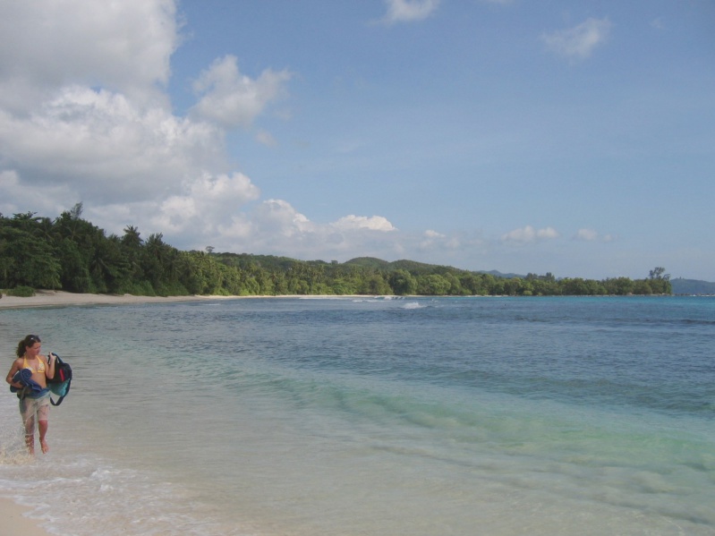File:Anse Barbarons Mahe 008.jpg