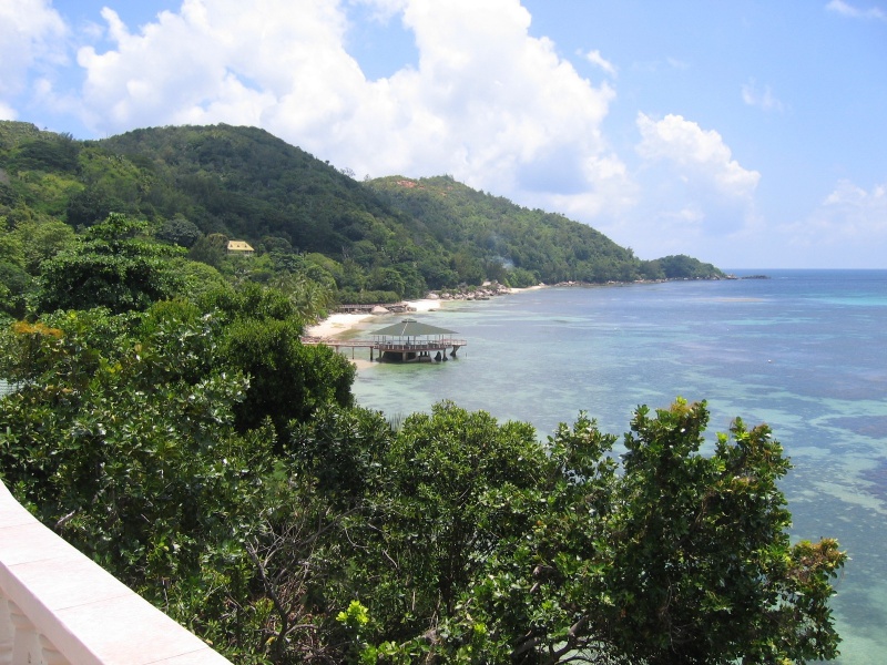 File:Anse Cimitiere Praslin 003.jpg
