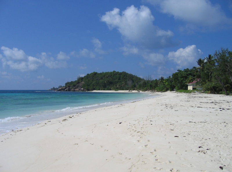 File:Anse Kerlan Praslin 002.jpg