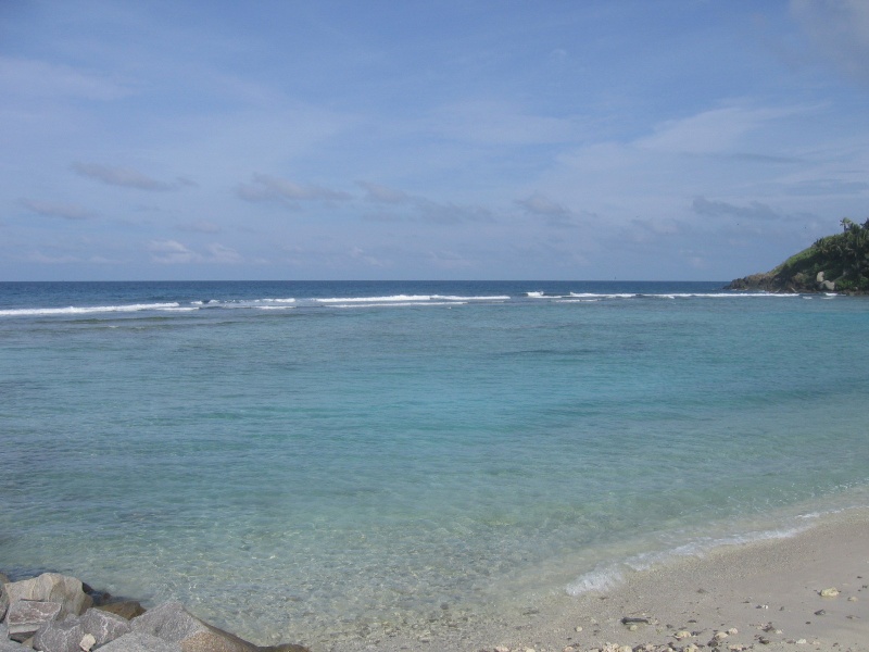 File:Anse Marina Fregate 001.jpg