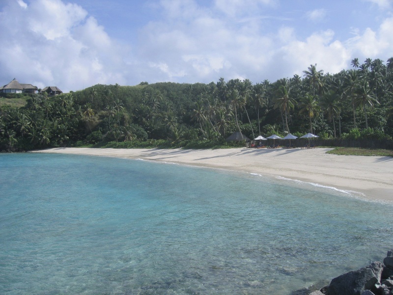 File:Anse Marina Fregate 008.jpg