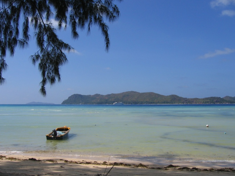 File:Anse Possession Praslin 002.jpg