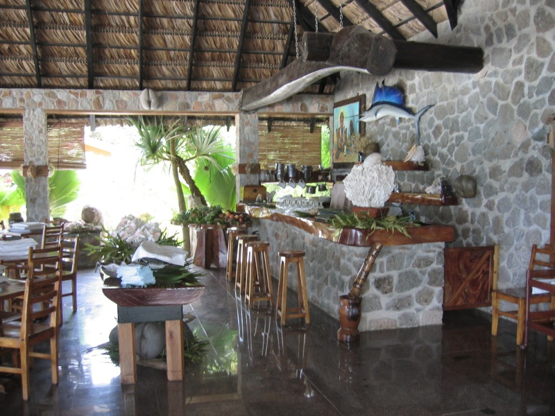 File:Anse Sauveur Praslin 007.jpg