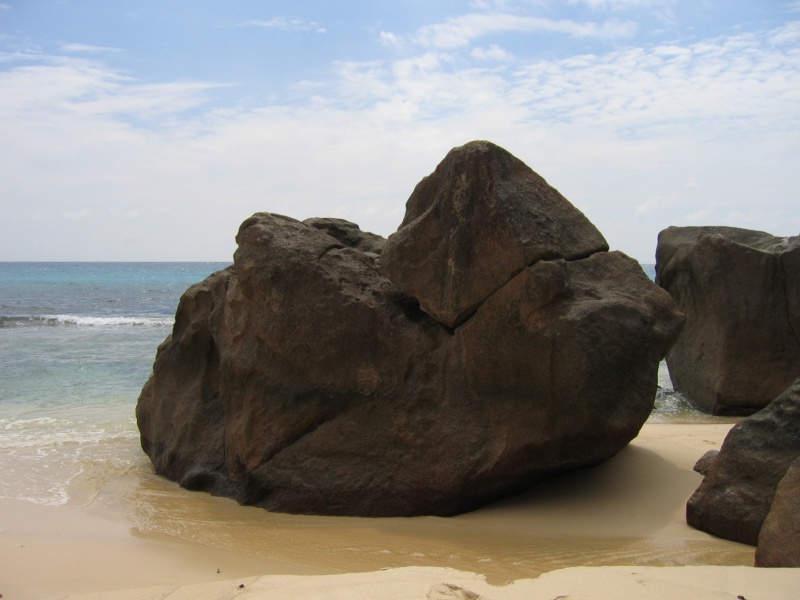 File:Anse Takamaka Mahe 003.jpg