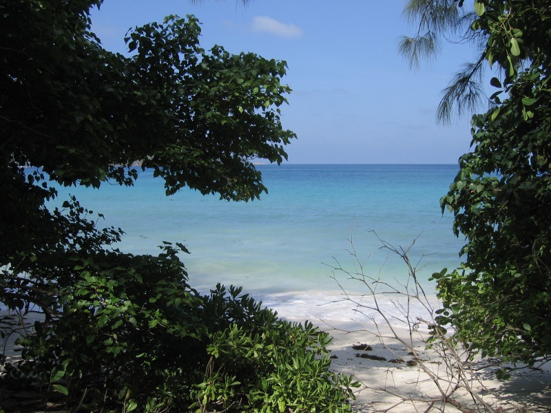 File:Anse Takamaka Praslin 002.jpg