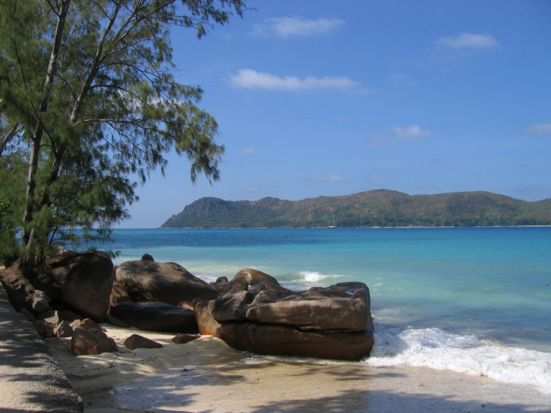 File:Anse Takamaka Praslin 004.jpg
