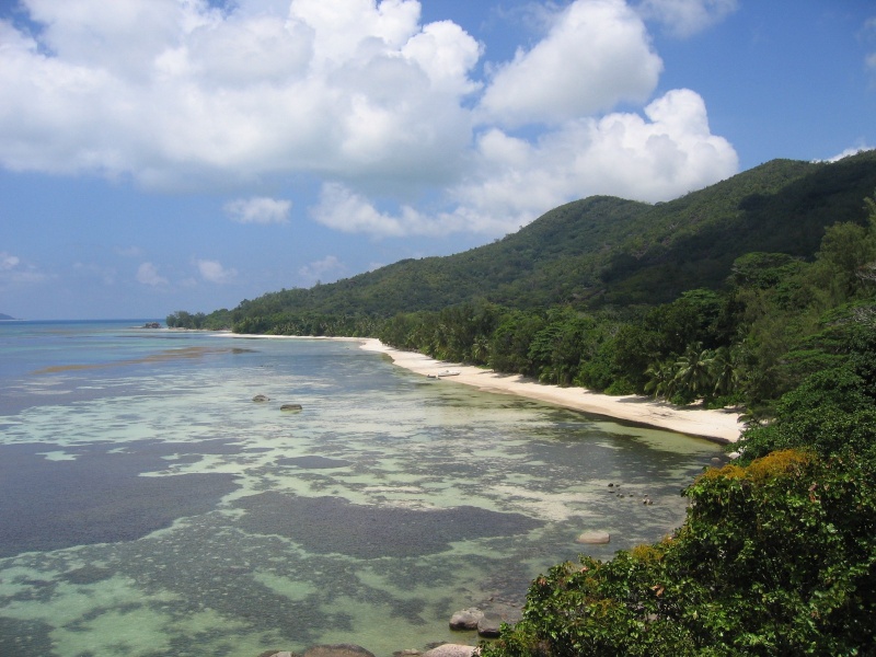 File:Anse Takamaka South Praslin 002.jpg
